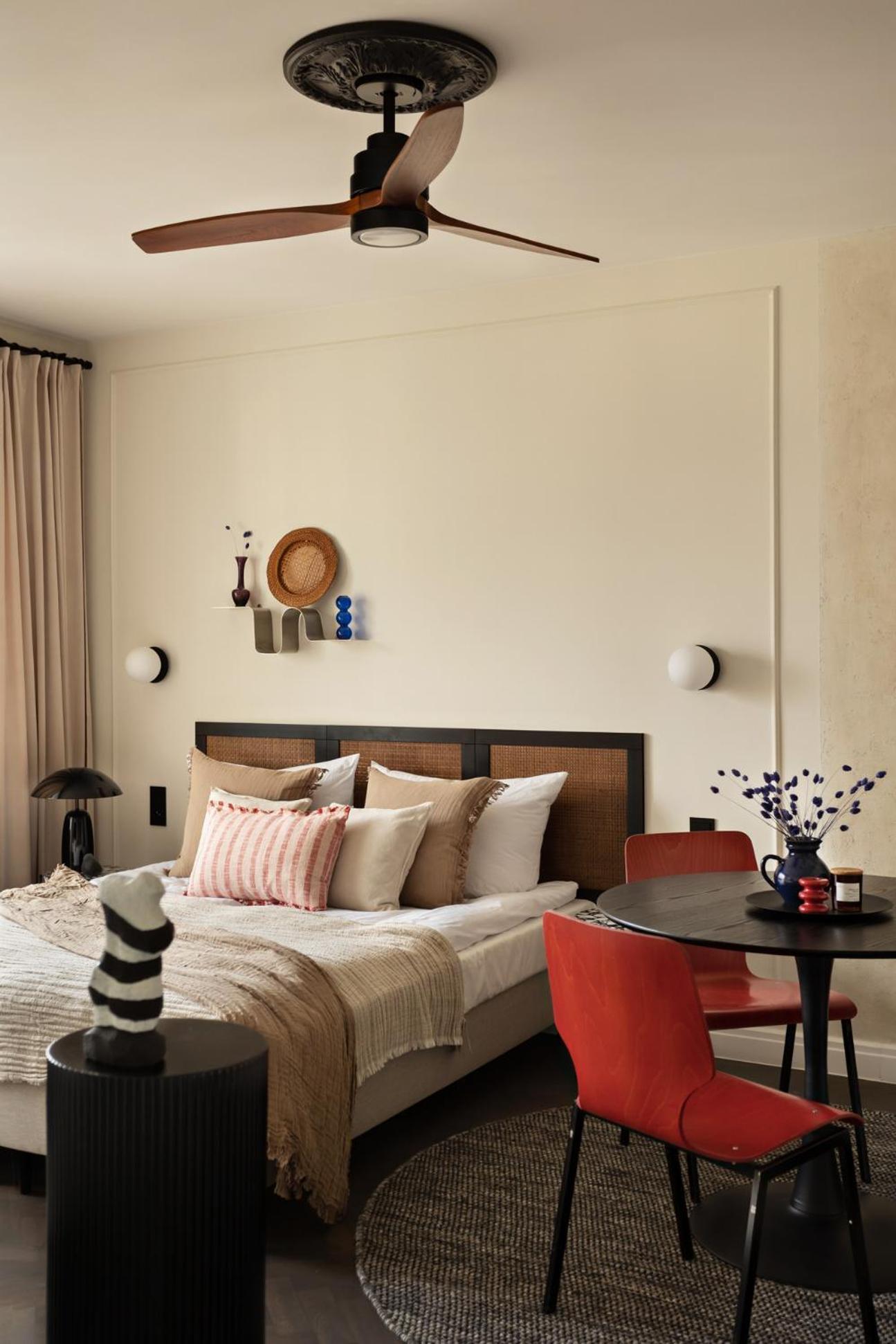 Nafenna 2-Bedroom Apartment In Old Town Краков Экстерьер фото
